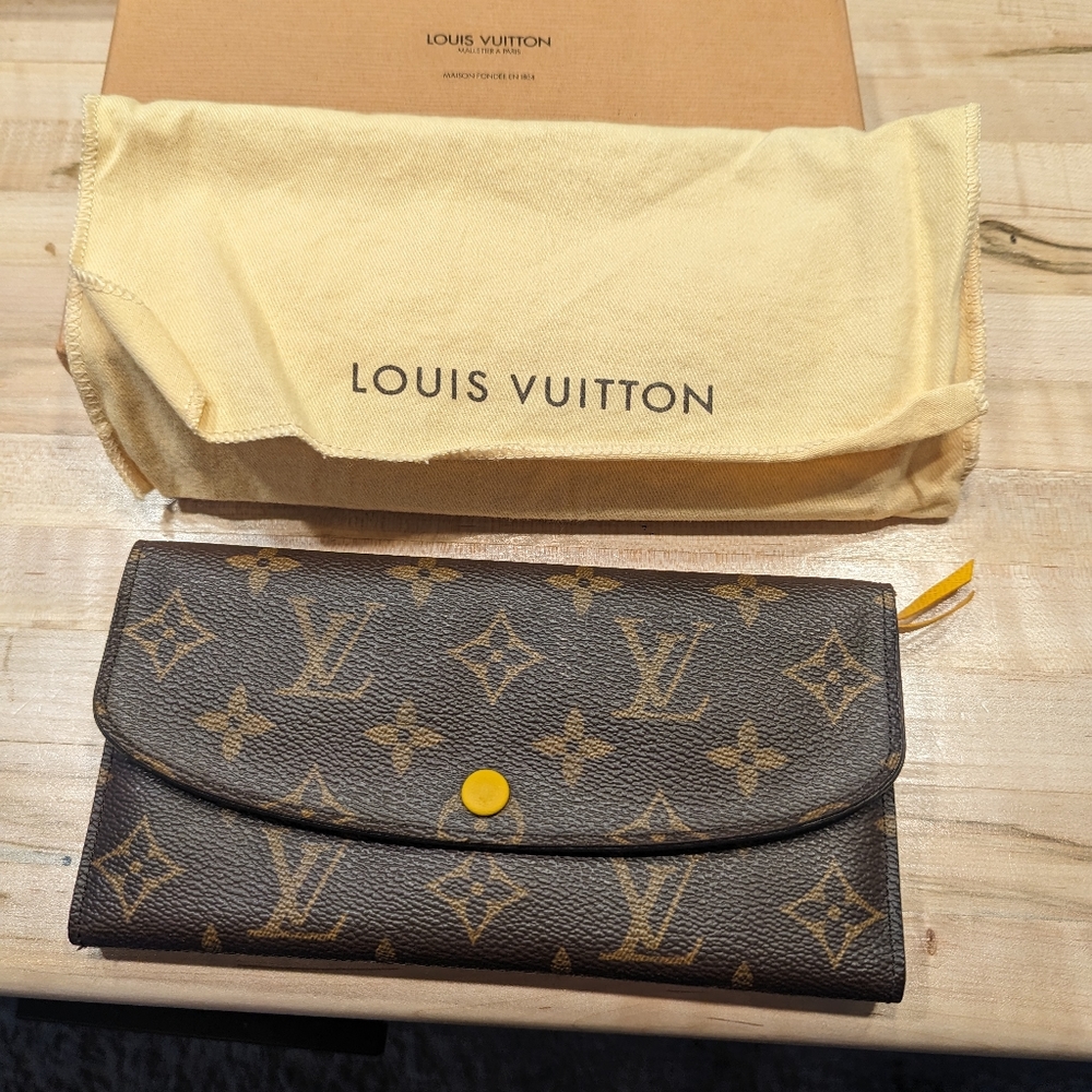 Louis Vuitton Wallet